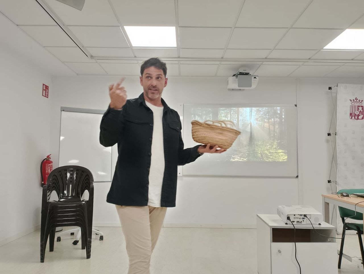 José Ángel Griño durante una de sus conferencias